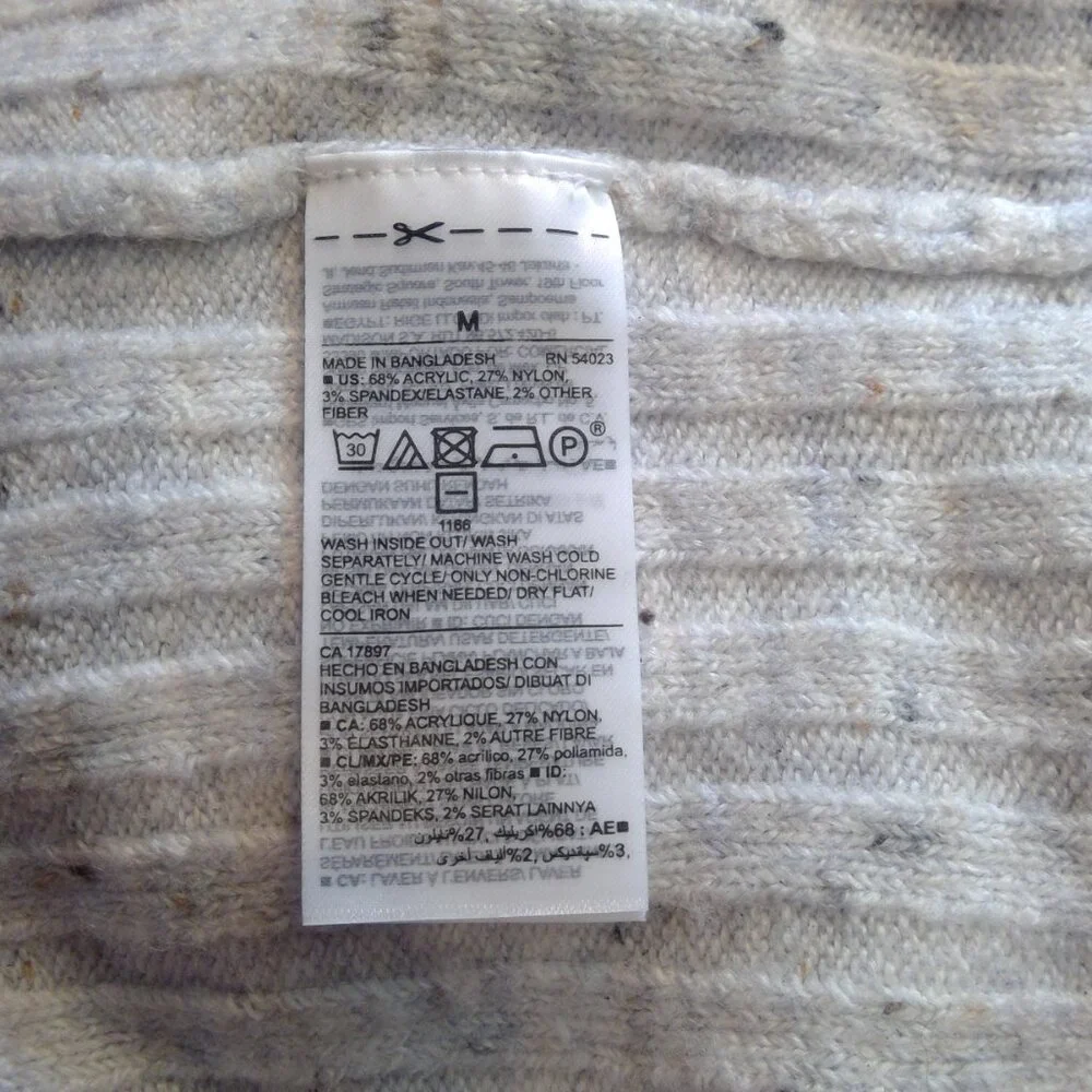 Old Navy Women's Grey Variegated Thread Long Sleeve Sweater (M) - Picture 8 of 9